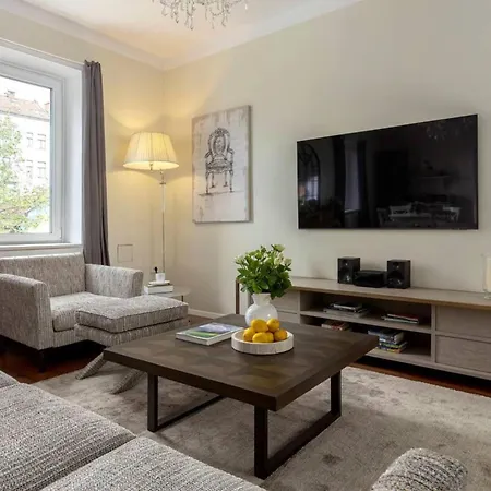 Luxurioeses In Ruhiger Lage Apartamento Straubing